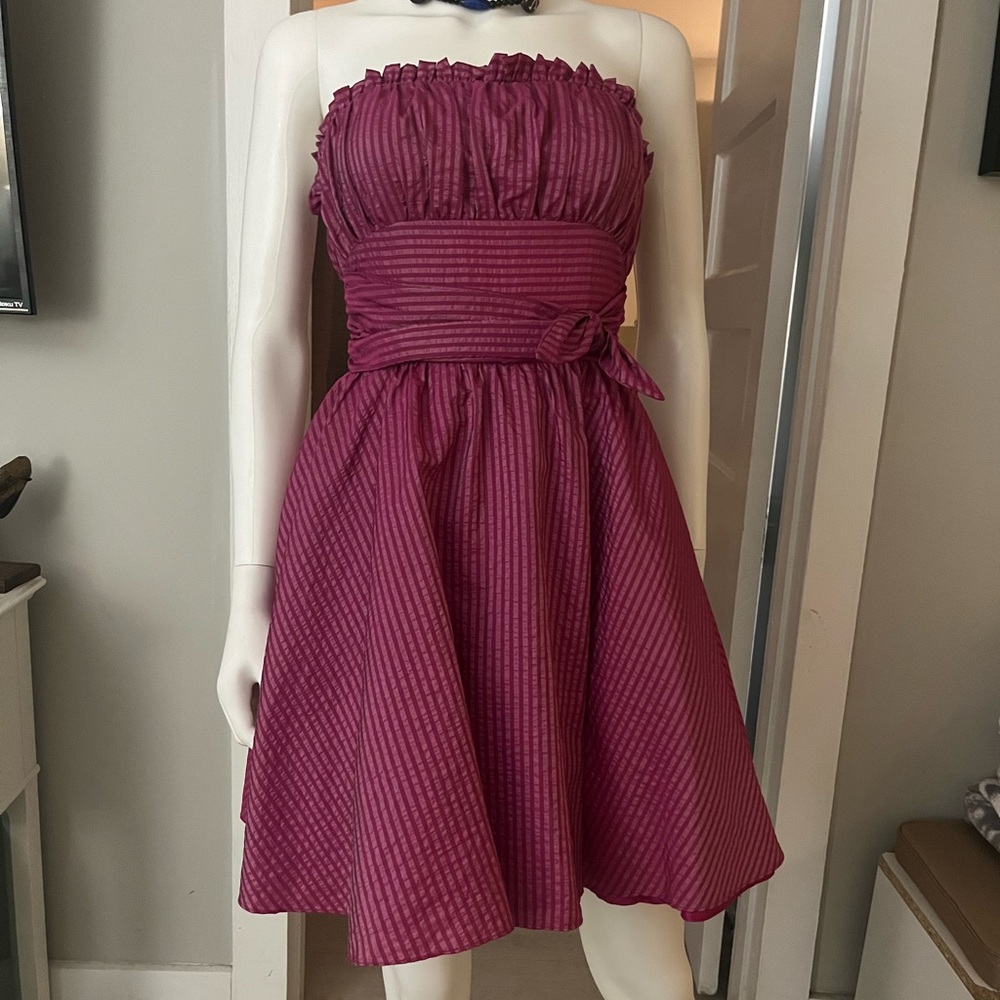 Hot pink Betsy Johnson strapless dress size 4